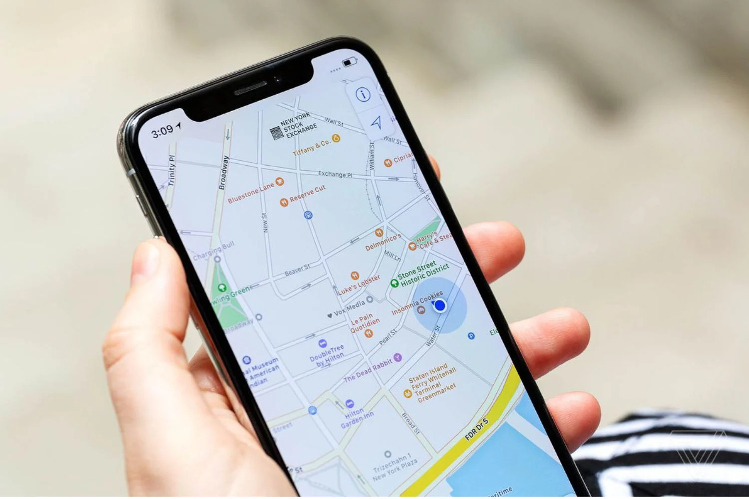 Read more about the article A new arrow appears in Google Maps