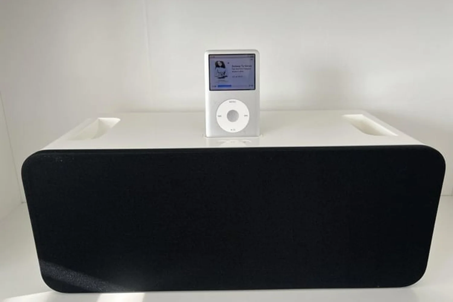 Read more about the article 18 years ago, Apple launched a device that didn’t last very long
